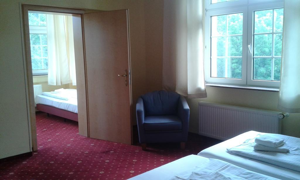 Hotel Stubenberg Gernrode  Rom bilde