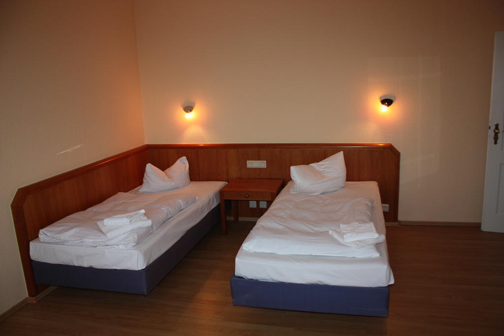 Hotel Stubenberg Gernrode  Rom bilde