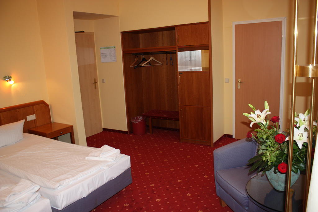 Hotel Stubenberg Gernrode  Rom bilde