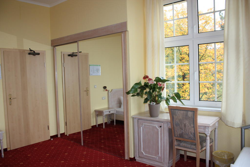 Hotel Stubenberg Gernrode  Rom bilde